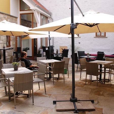 Hotel Am Markt Oebisfelde Exteriör bild